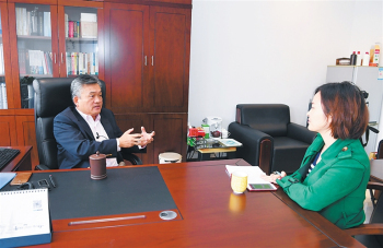 2月8日，海南立昇净水科技实业有限公司董事长陈良刚在接受海南日报记者专访